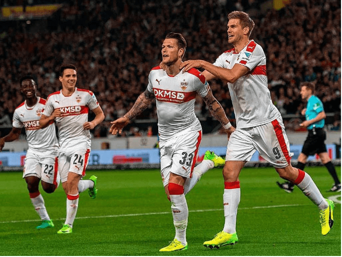 
佩奇进球王：多特蒙德VS斯图加特_ayx官方网站(图3)