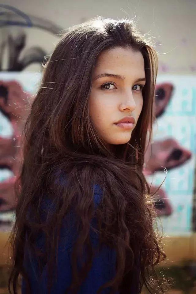 分析足坛历史上的顶级强队，巴萨和米兰，缔造了奇迹-ayx官网