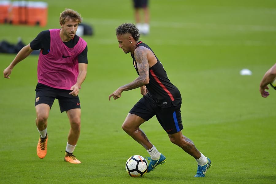 布冯:希望在欧冠碰到尤文,但不要是决赛“ayx官方网站”(图3) ayx官网