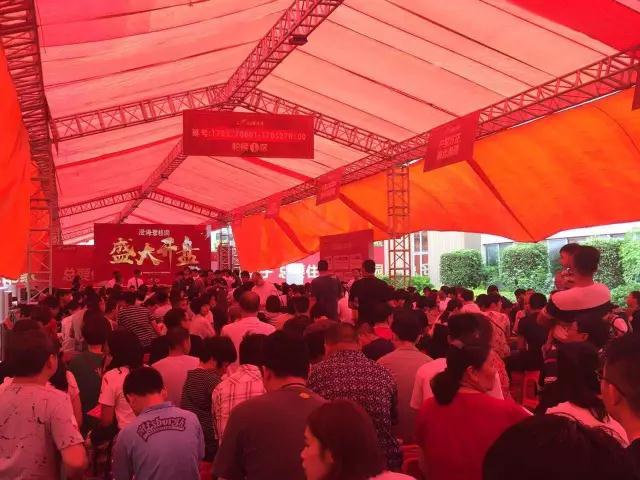 7-0狂胜!巴西41岁女足传奇欧冠破门 一夜刷新18年神奇纪录_ayx官网(图3) ayx官网