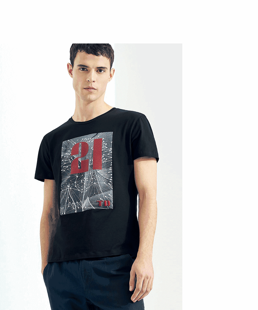 爱游戏(ayx)中国官方网站:
豆乳不仅营养富厚 还老小皆宜 在炎热的夏天更要喝豆乳哦!(图2) 爱游戏(ayx)中国官方网站