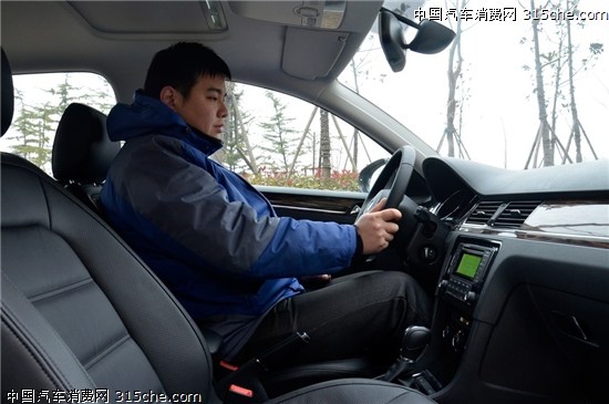 ayx官网|
男篮频频失误 网友回忆王仕鹏当年绝杀斯洛文尼亚 够吹一辈子(图2) ayx官网