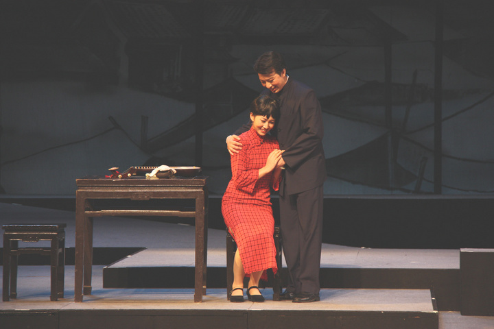 阿贾克斯与塔利亚菲科完成续约:ayx官方网站(图1) 爱游戏(ayx)中国官方网站