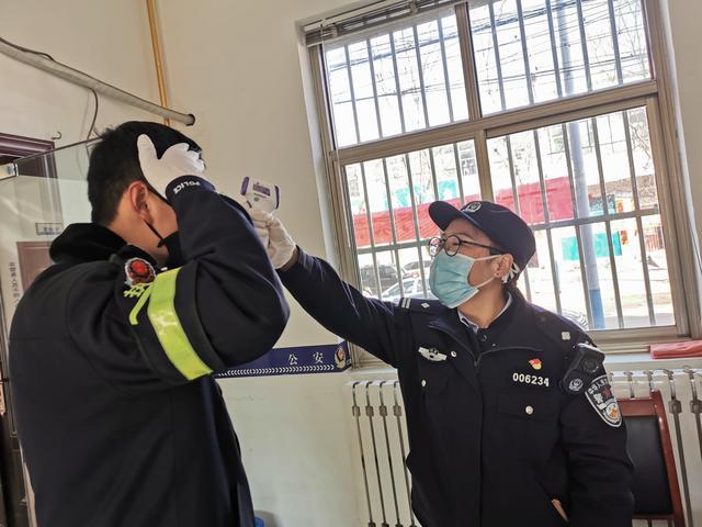 ayx官方网站_
体育中考分值是否继续增加?听听有关部门怎么说(图4) 爱游戏(ayx)中国官方网站