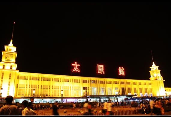 北京90-87胜广东赢开门红 马布里31+5+4易建联27+14-ayx官网(图1) 爱游戏(ayx)中国官方网站