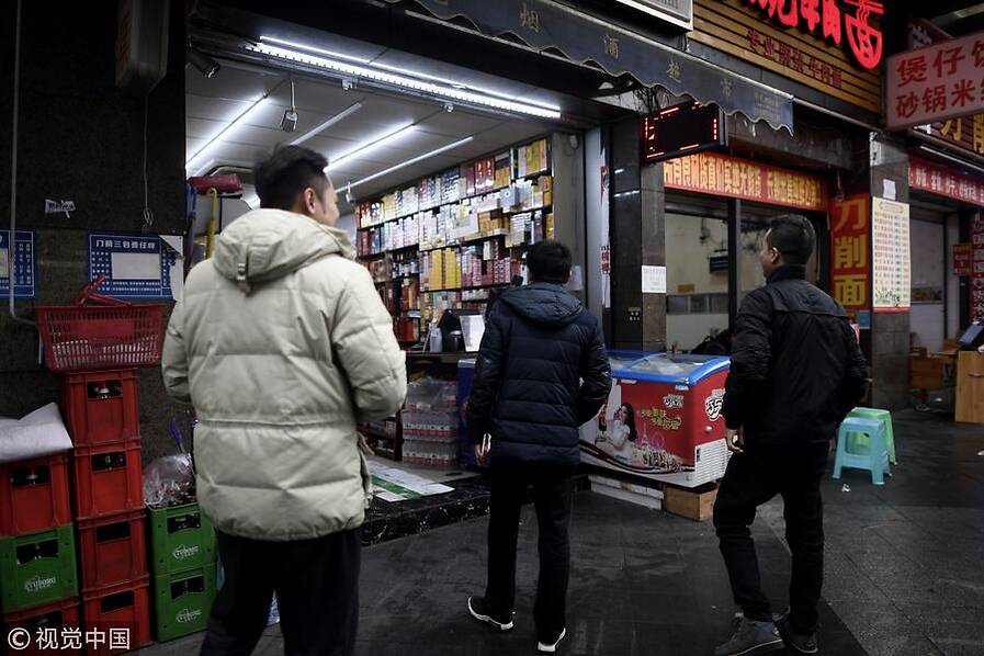 爱游戏(ayx)中国官方网站_曼联欧冠连战三大顶星 已过C罗姆巴佩两关 眼前是梅西这座大山(图1) ayx官网